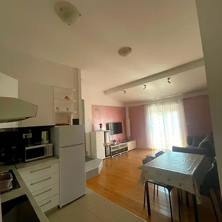 Nataly Apartment *